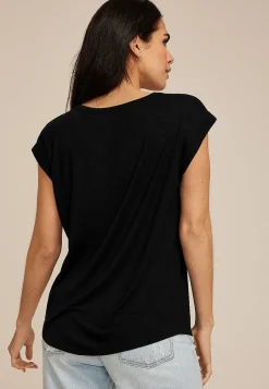 Maurices Tees-Grommet Shoulder Scoop Neck Tee